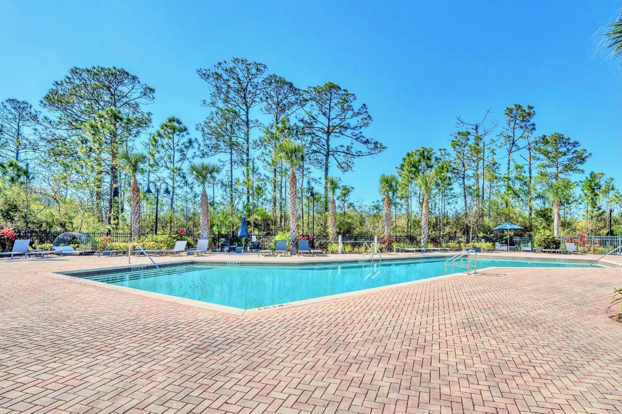 3Br Condo With Pool And Hot Tub Close To Disney Orlando Bagian luar foto